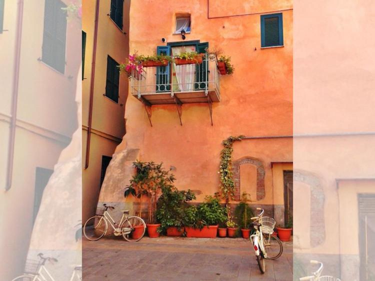 La Casetta - Appartamento Centro Storico Albenga Extérieur photo